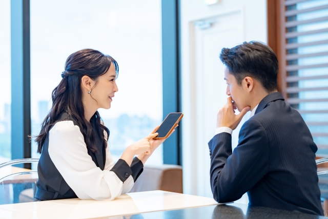 仕事を理由にした不倫が多い