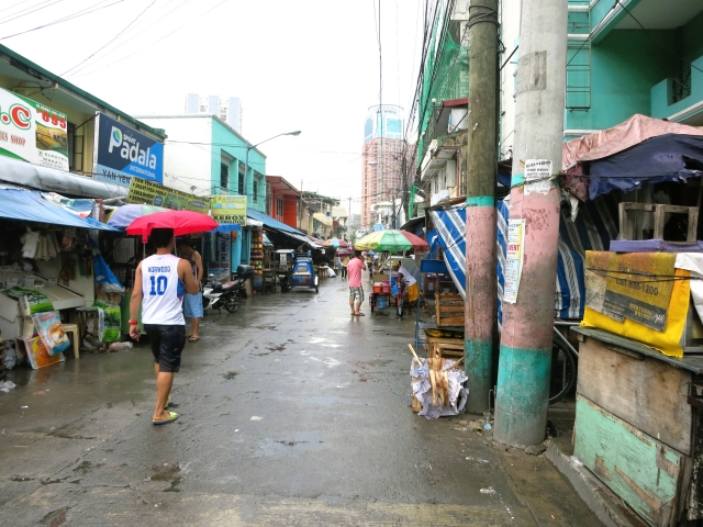 送金先男性の所在確認